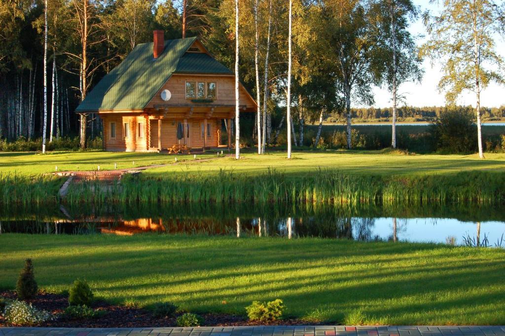 Holiday Complex Cirmas Ezerkrasts Ludza Exterior foto